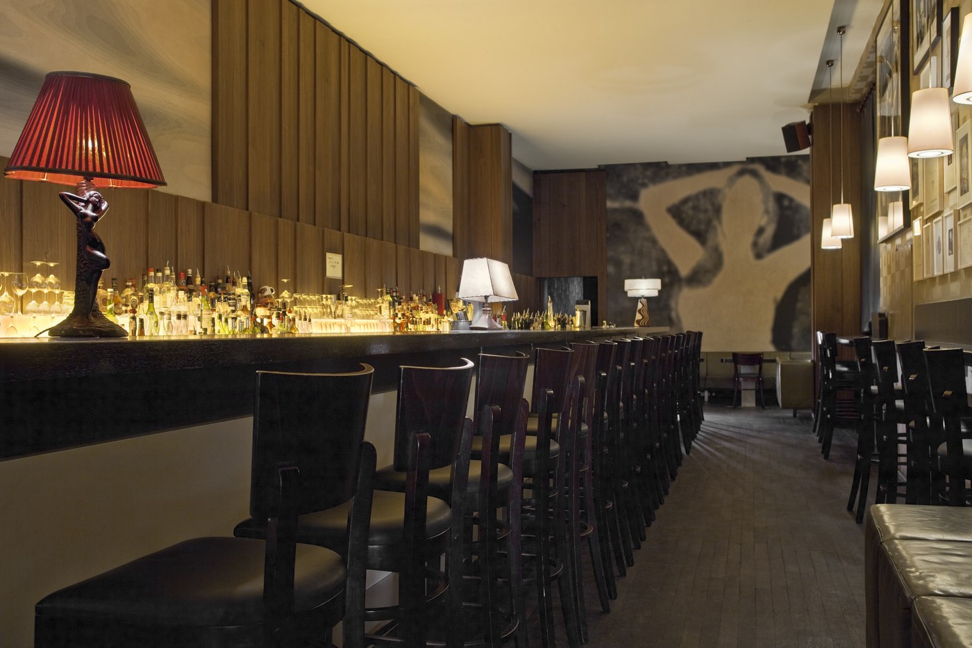 Victoria Bar