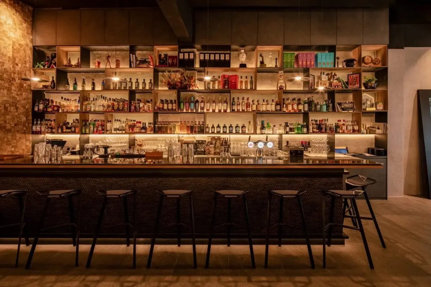 Tess Bar & Kitchen