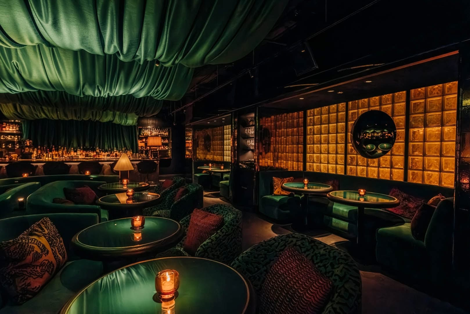 Kitty's Cosmopolitan Club