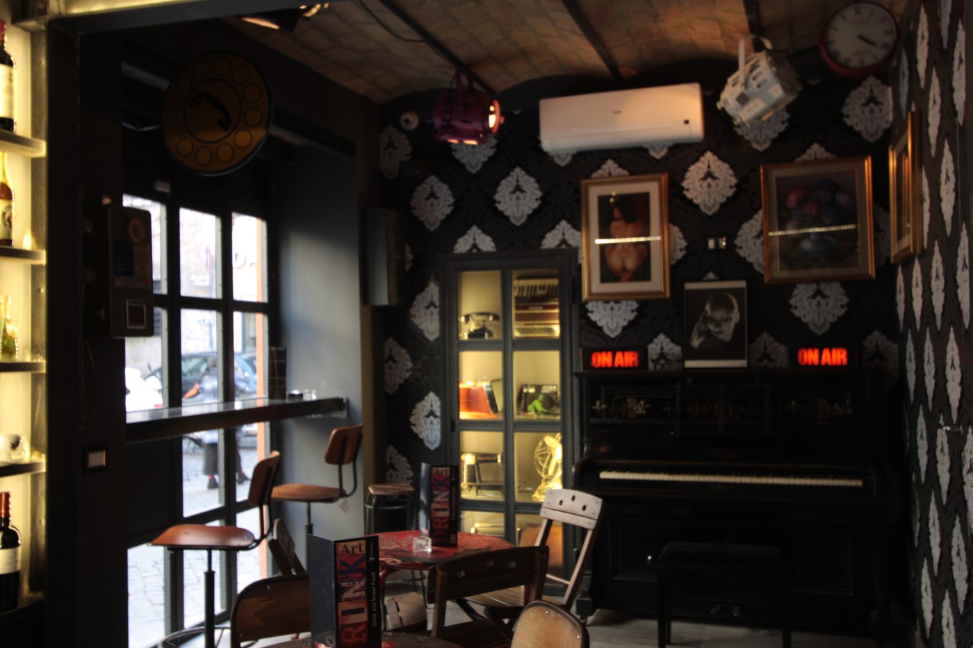 Drink Art Gallery