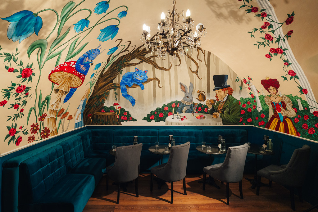 Alenka Cocktail Bar